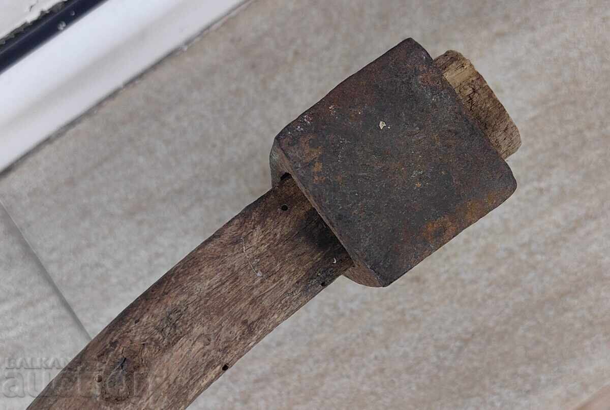 Delivery of OLD CHILLED AXE KRIVICA