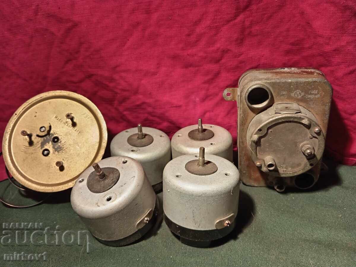 Livrarea Șase ceasuri de la o mașină sovietică Livrarea Șase ceasuri de la o mașină sovietică