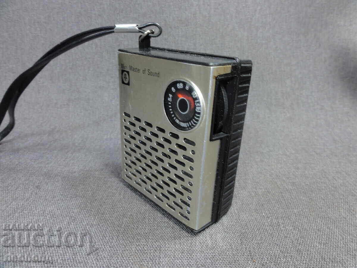 BZC STAR RETRO TRANZISTOR RADIO MINI MASTER OF SOUND H.K cu preț € 6.50 | 12.71 BGN