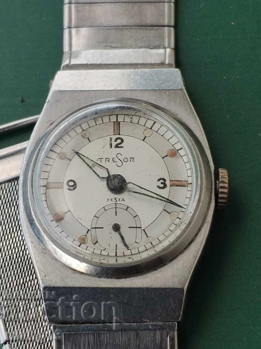 Θησαυρός με τιμή € 25.00 | 48.90 BGN