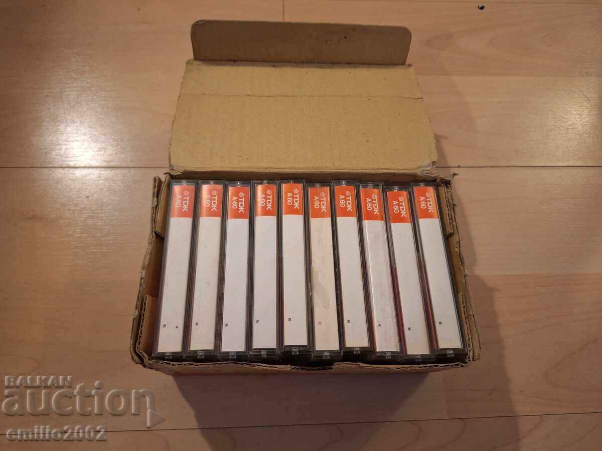 Casete audio 10 buc la cutie