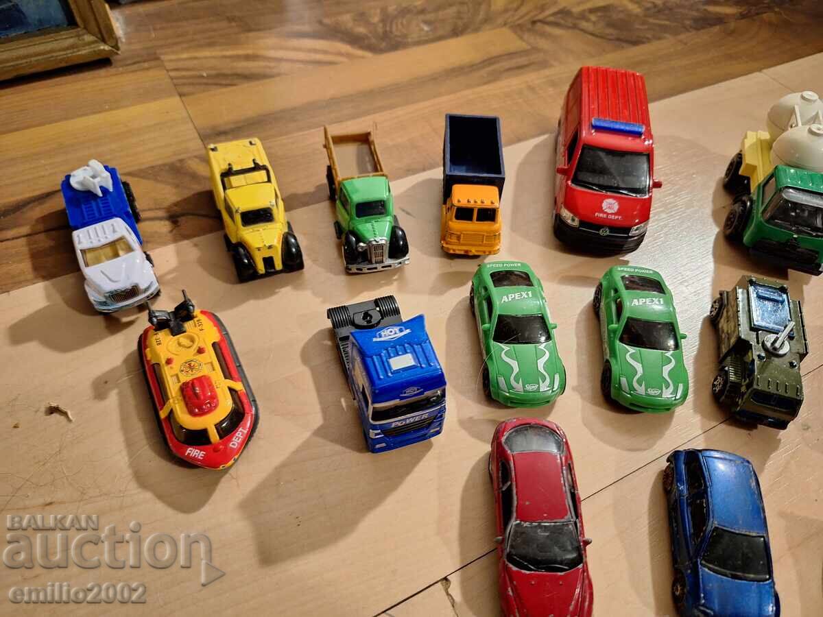 Carucioare de jucarie pentru copii cu preț € 6.00 | 11.74 BGN