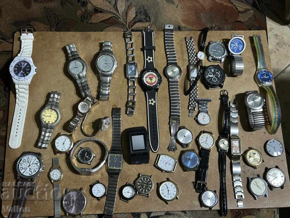 Lot of 40 watches Lot of 40 watches