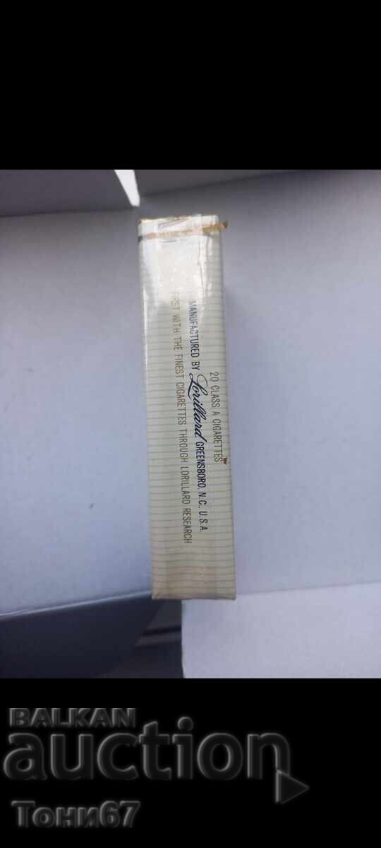 Стари цигари от 70те с цена € 80.00 | 156.47 лв.