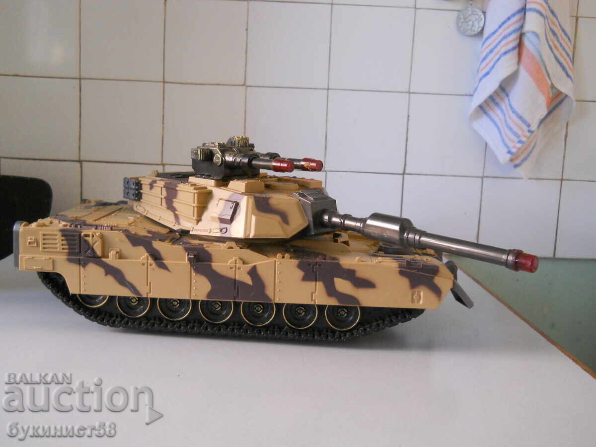 Auction  Children's toy - large siege tank "Soldier Force"