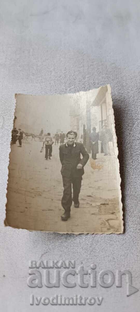 Снимка София Младеж на разходка 1943