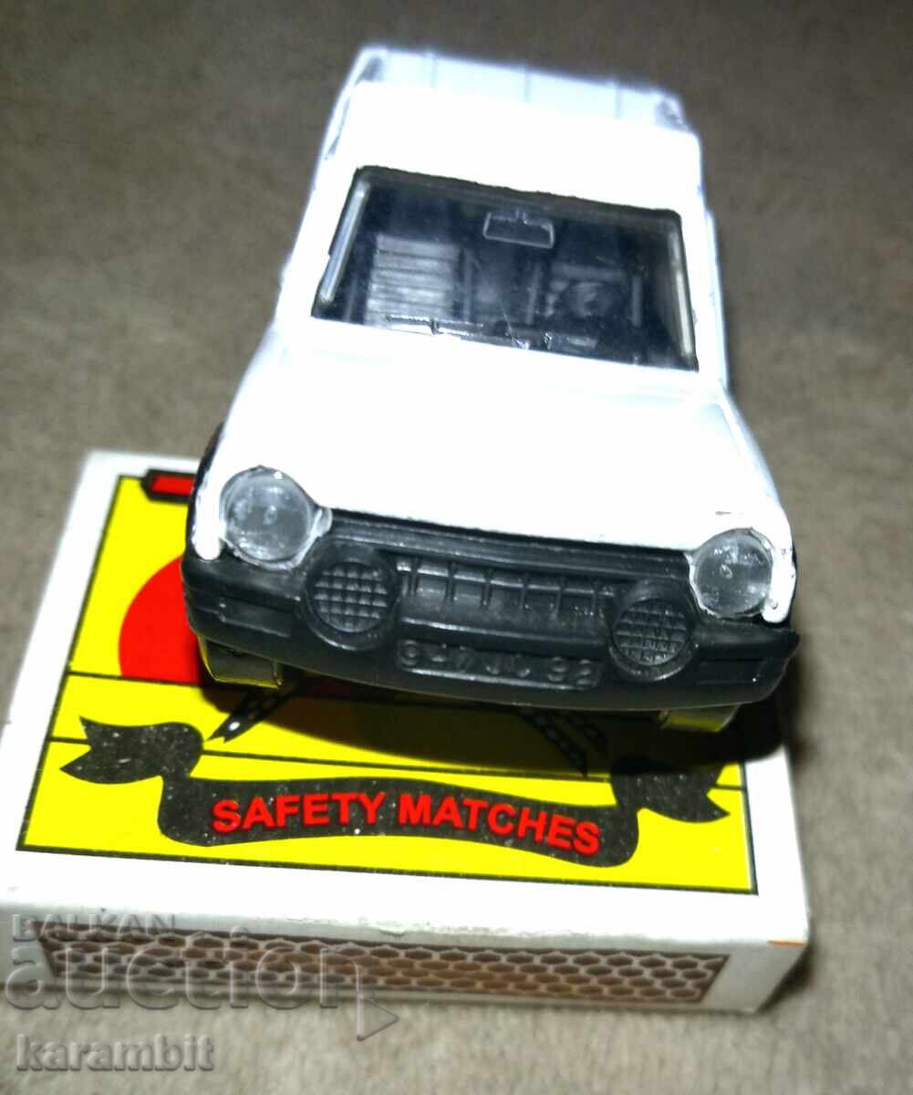 Mașinuță metalică "Matchbox" (Bulgaria) - 5