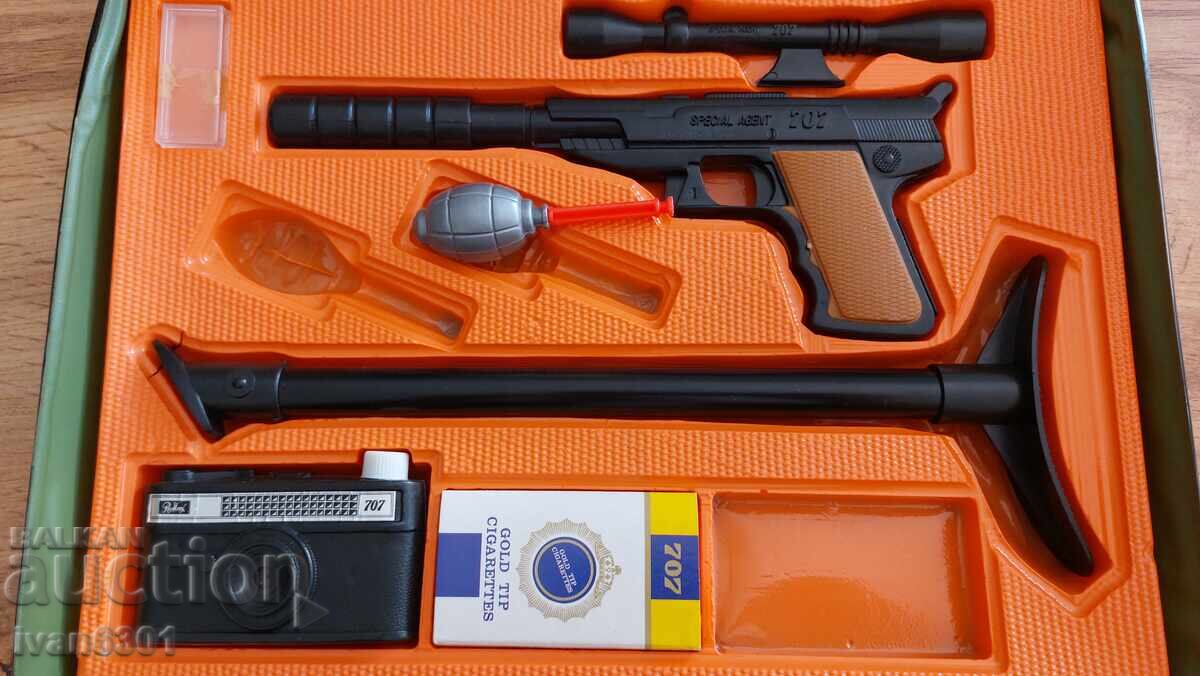 Vintage James Bond briefcase - 5