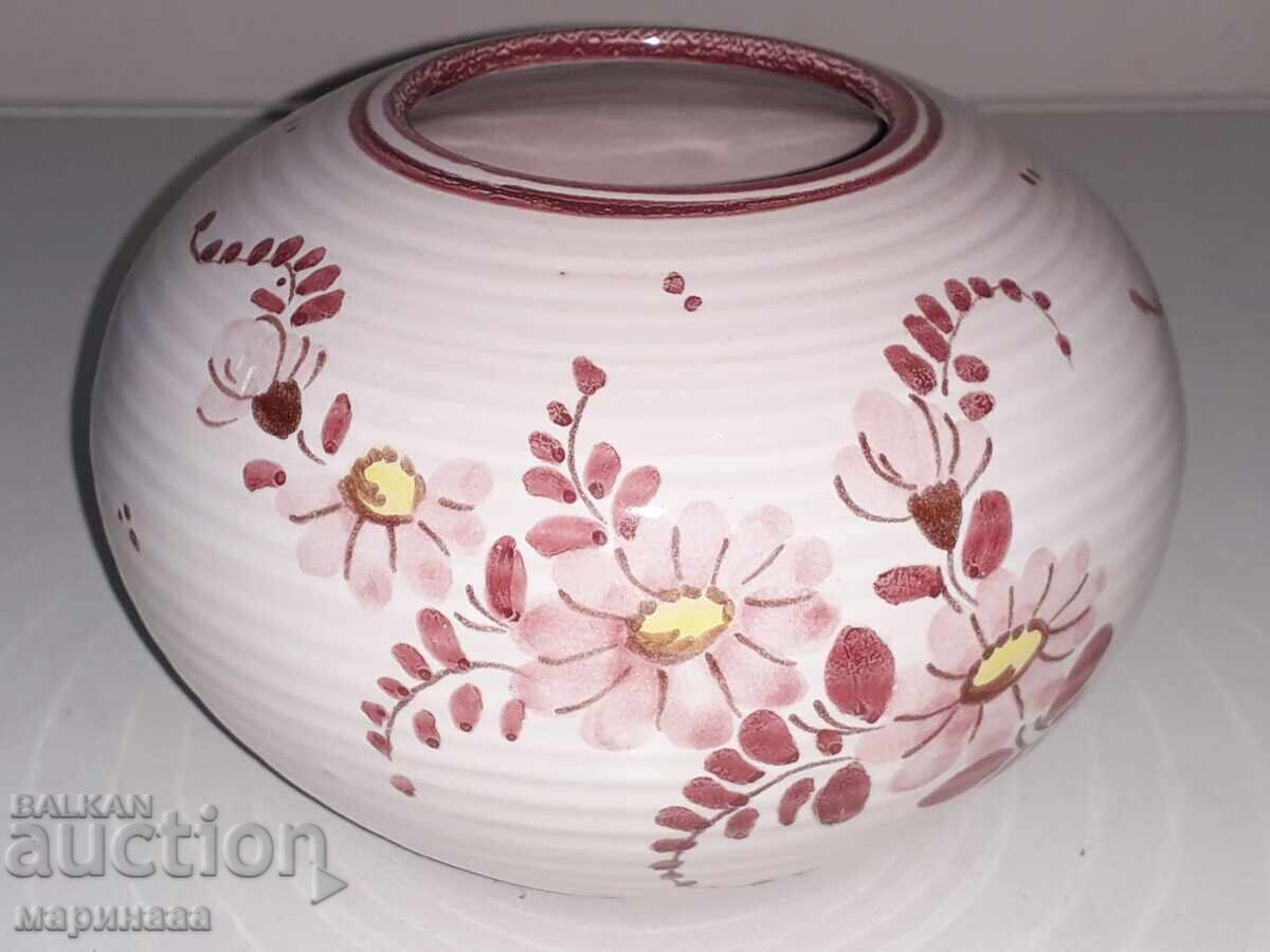VAZĂ. CERAMICĂ. AUTOR