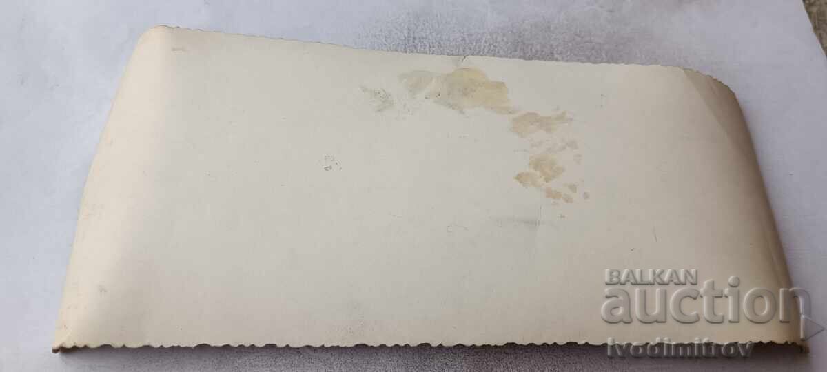 Φωτογραφία Δύο ποδοσφαιρικές ομάδες στο στάδιο πριν από τον αγώνα με τιμή € 3.36 | 6.57 BGN