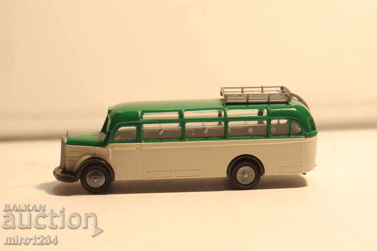 H0 1/87 PRALINE MERCEDES ΛΕΩΦΟΡΕΙΟ ΜΟΝΤΕΛΟ ΑΥΤΟΚΙΝΗΤΑΚΙ