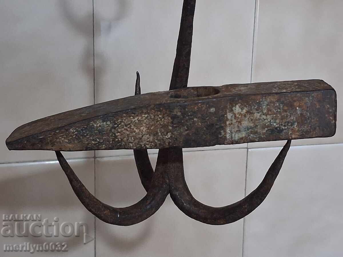 Licitație Ciocan de tâmplar, unealtă de zidar, primitiv