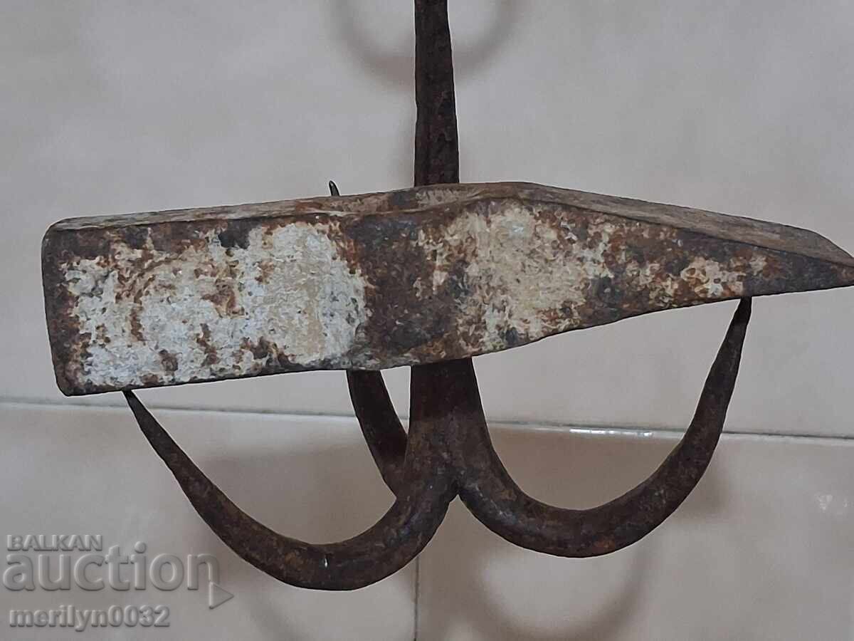 Livrarea Ciocan de tâmplar, unealtă de zidar, primitiv Livrarea Ciocan de tâmplar, unealtă de zidar, primitiv
