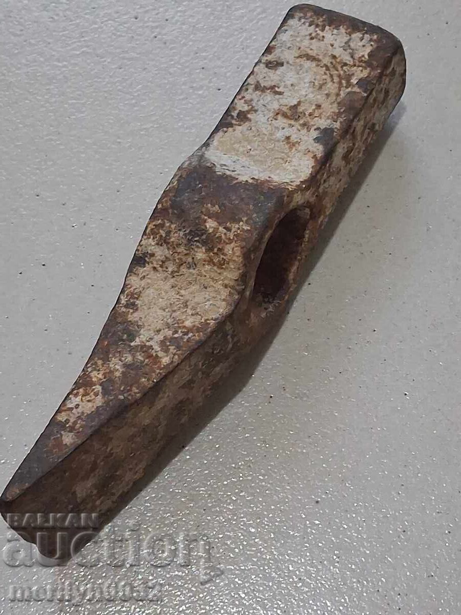 Ciocan de tâmplar, unealtă de zidar, primitiv - 5 Ciocan de tâmplar, unealtă de zidar, primitiv - 5