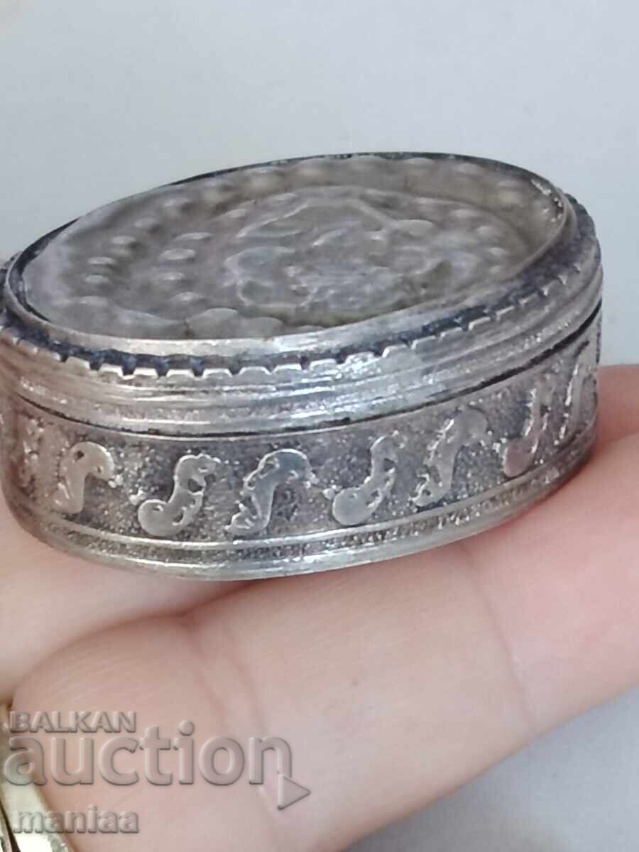 Beautiful hallmarked silver box