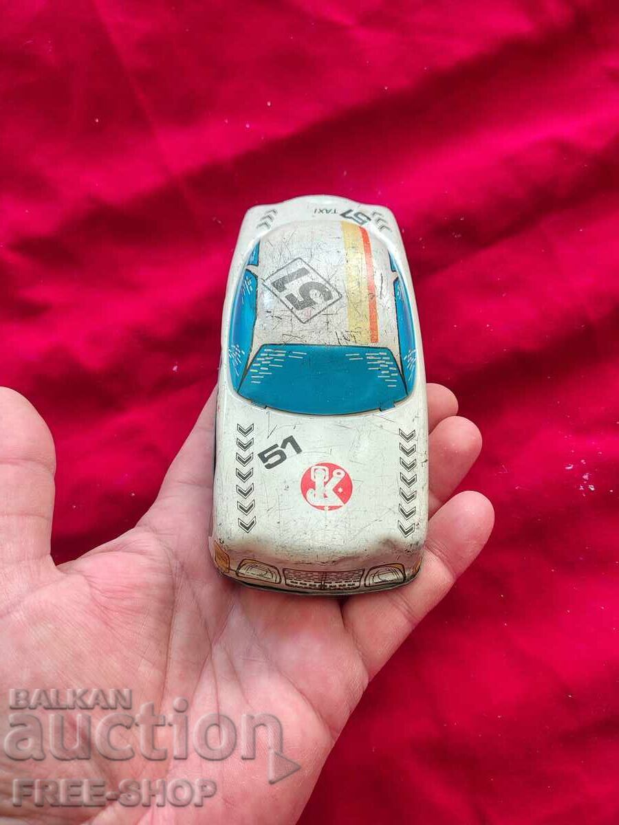 O jucărie veche cu preț € 4.99 | 9.76 BGN