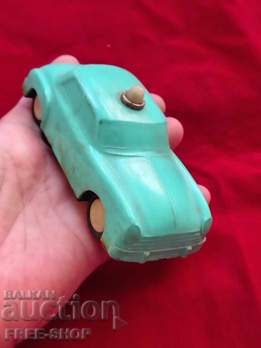 O jucărie veche cu preț € 9.99 | 19.54 BGN