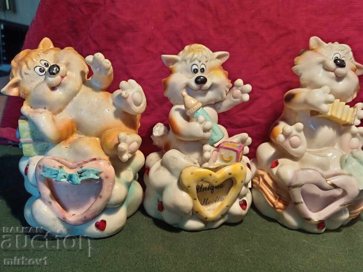 Patru pușculițe din porțelan cu preț € 20.00 | 39.12 BGN