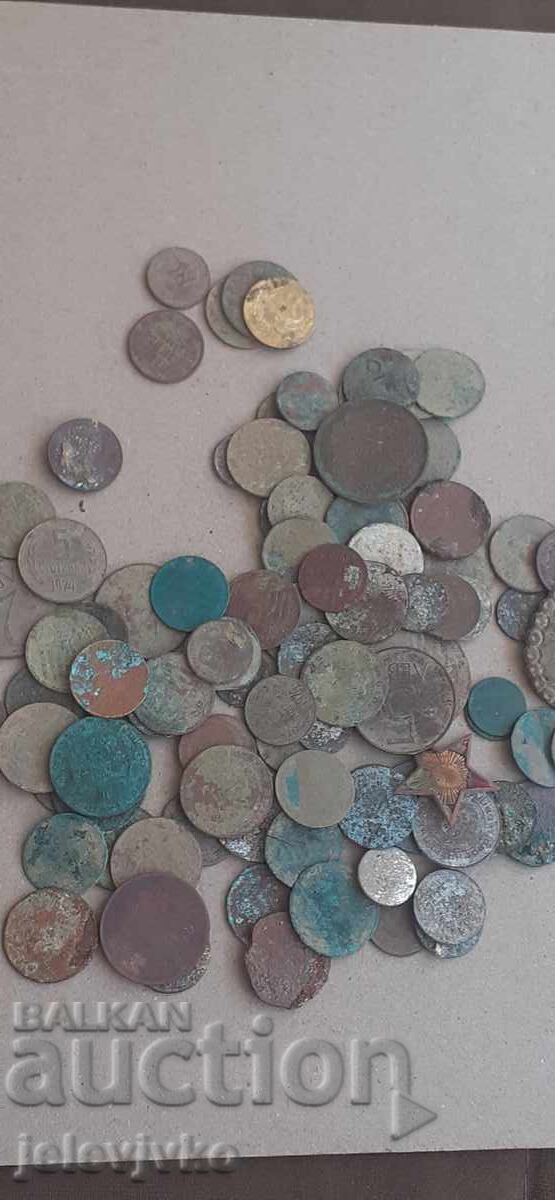 Licitație O mulțime de monede Licitație O mulțime de monede