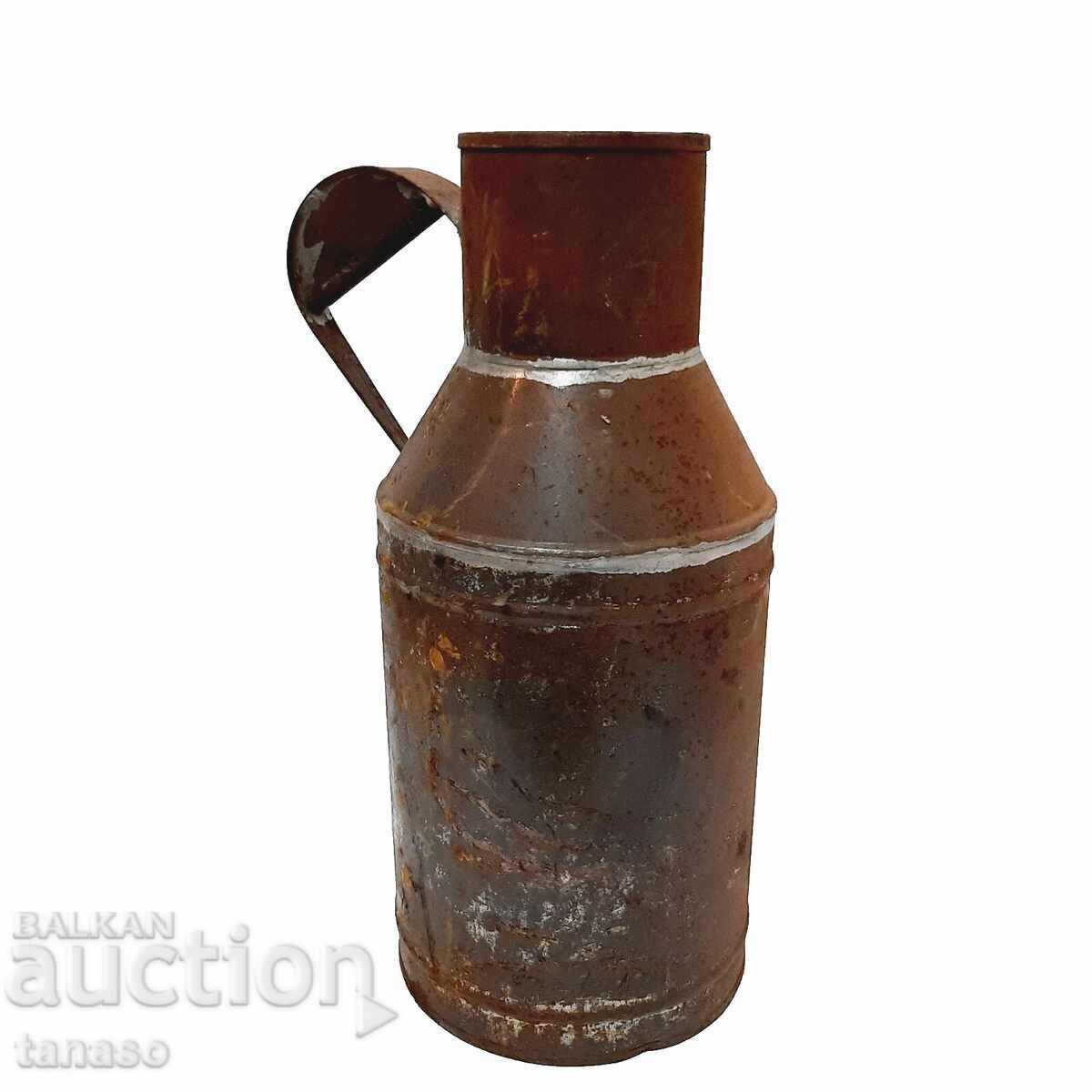 Găleată vintage din tablă pentru lapte, folosită, decor rustic - 6