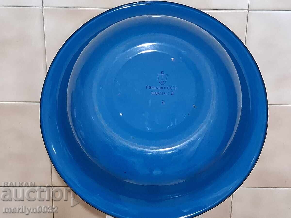 Lighean emailat vintage, lighenaș, vas emailat, URSS cu preț € 19.80 | 38.73 BGN Lighean emailat vintage, lighenaș, vas emailat, URSS cu preț € 19.80 | 38.73 BGN