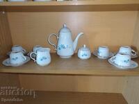 Serviciu de cafea din porțelan bulgăresc cu ceainic