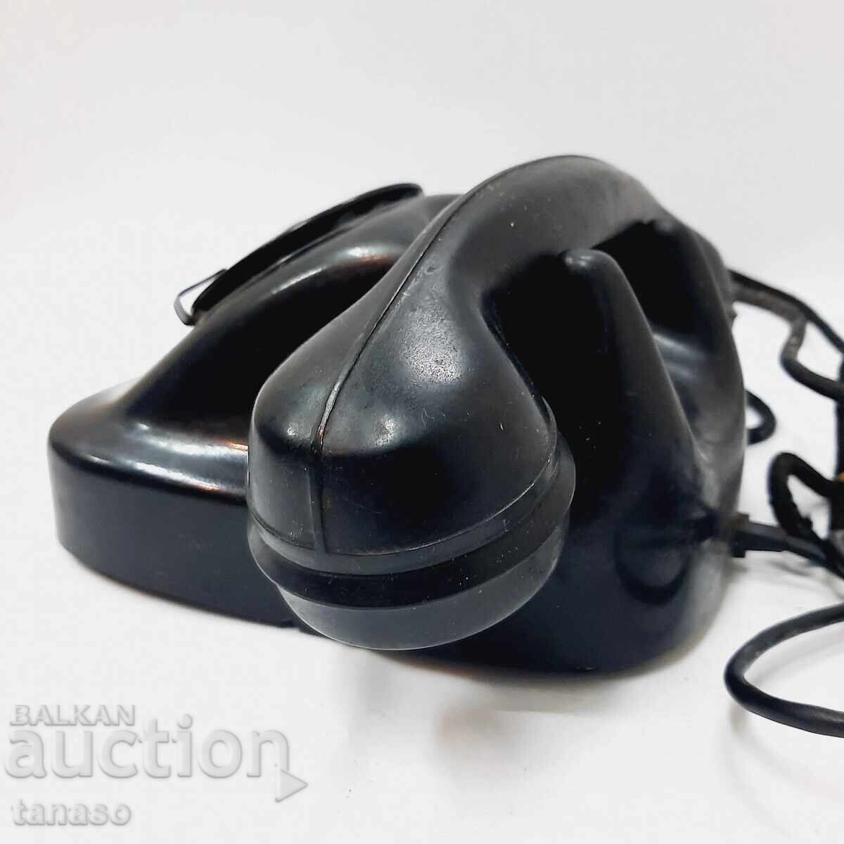 Vechi telefon cu disc din bachelită (13.4) cu preț € 15.00 | 29.34 BGN