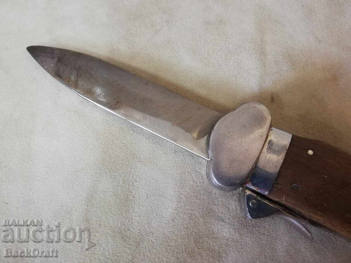 Γερμανικός μαχαίρι αλεξιπτωτιστή Luftwaffe M1937 του Β' Παγκοσμίου Πολέμου με τιμή € 499.00 | 975.96 BGN