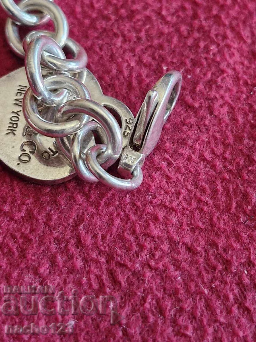 Auction  Gorgeous Tiffany & Co. silver bracelet