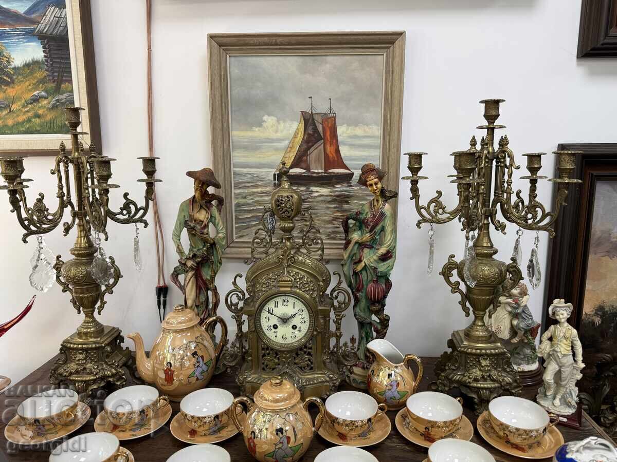 Set francez format din ceas și două sfeșnice. Nr. 8175