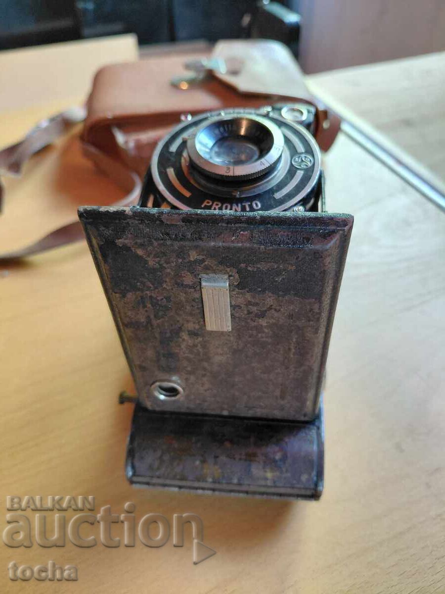 Vintage bellows camera with case - 5 Vintage bellows camera with case - 5