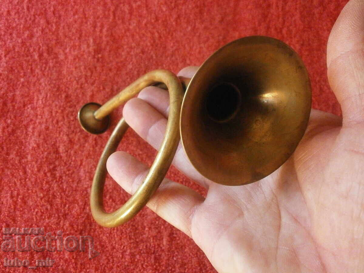 Livrarea DECORAȚIUNE VECHE DIN BRONZ - INTERIOR Livrarea DECORAȚIUNE VECHE DIN BRONZ - INTERIOR