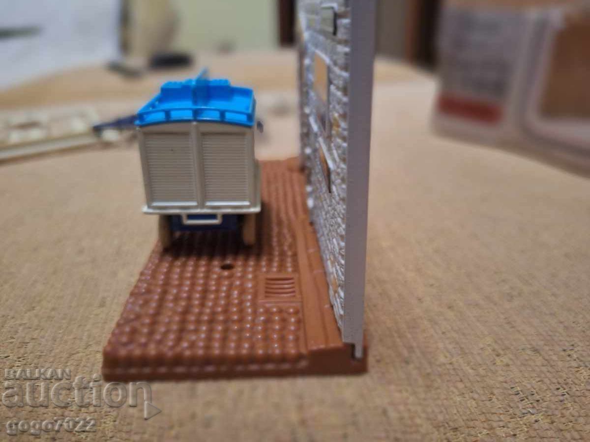 MODEL LLEDO ANGLIA 1/49 - 5