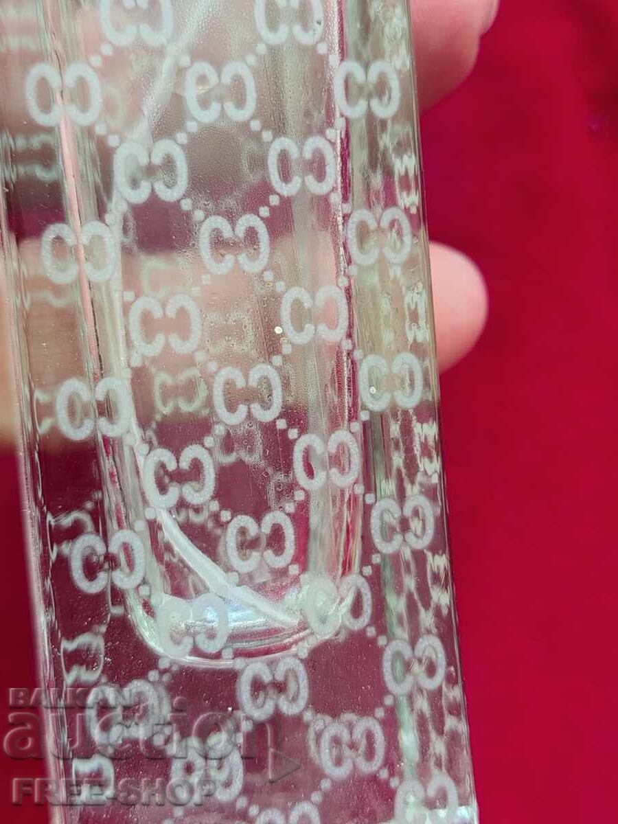 Perfume bottle