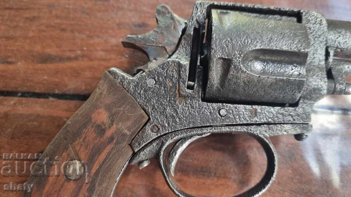 Auction  Starter pistol. Bulldog