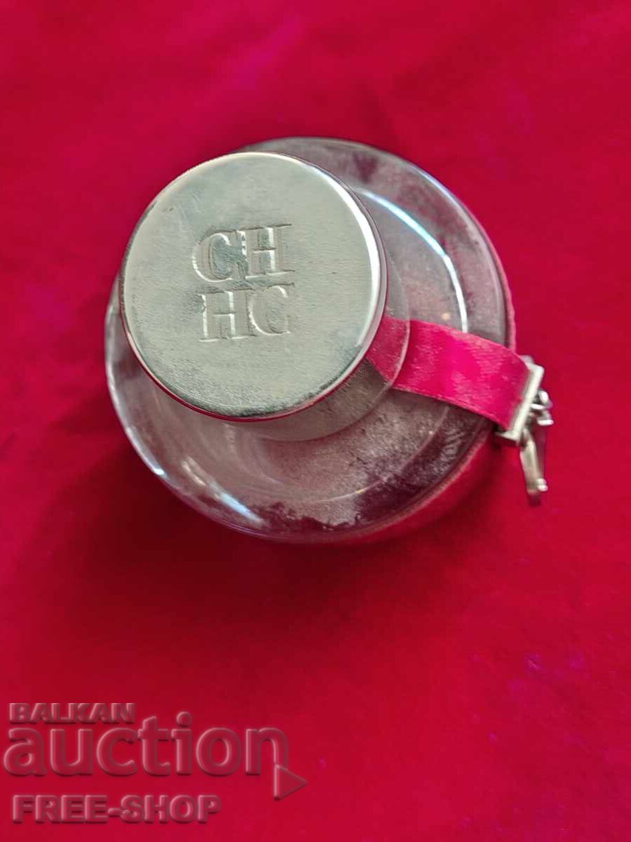 Auction  Perfume bottle