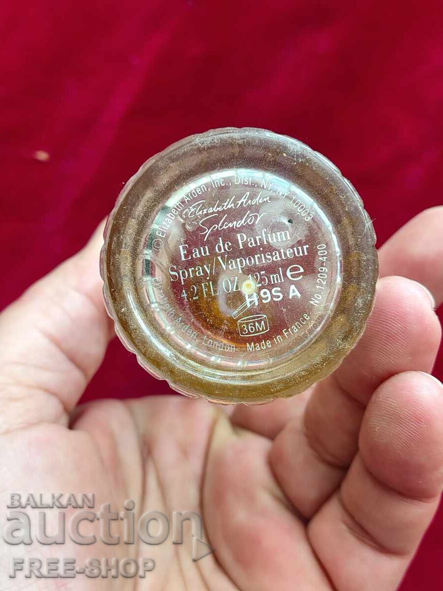 Perfume bottle