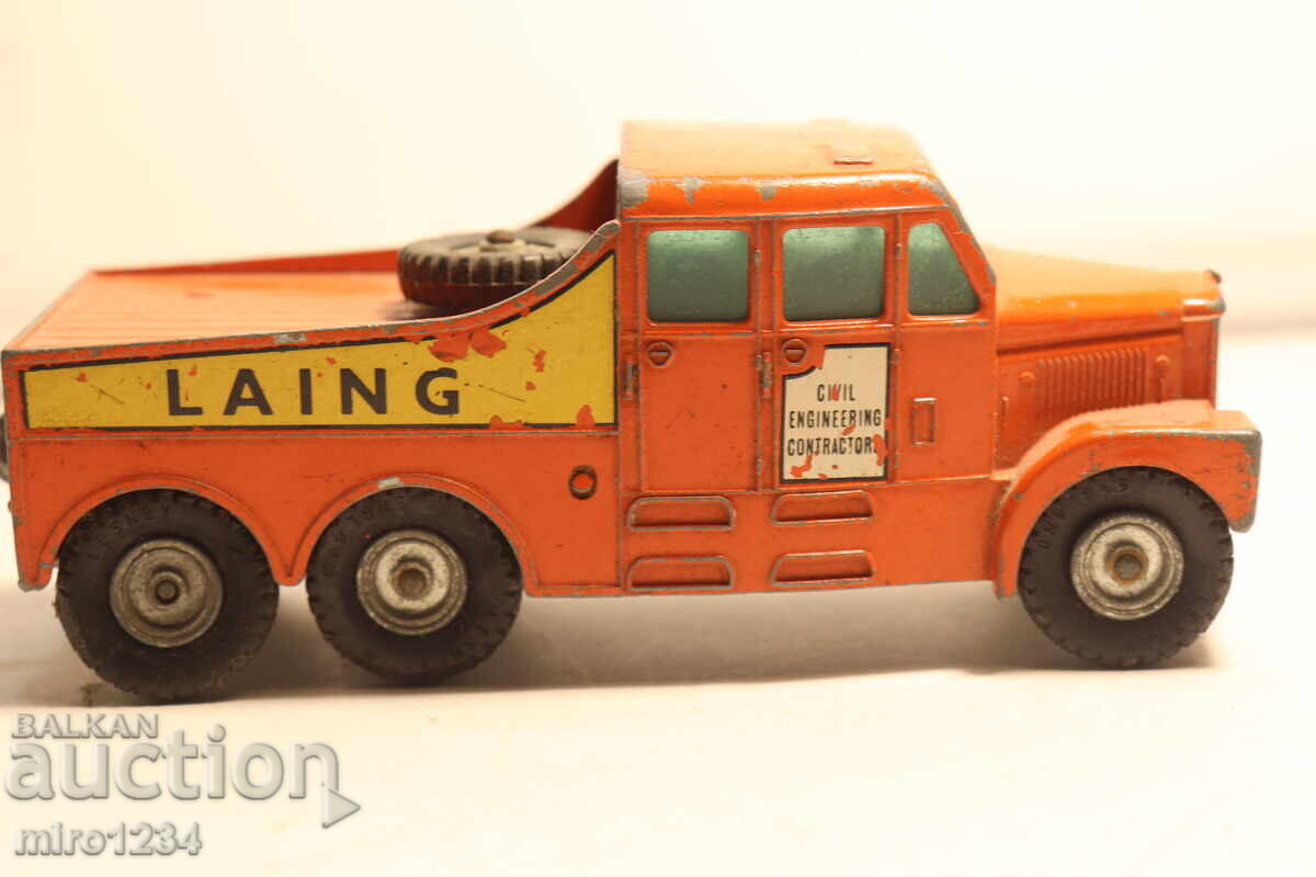 Delivery of MATCHBOX KING SIZE CAR TRUCK MODEL Delivery of MATCHBOX KING SIZE CAR TRUCK MODEL