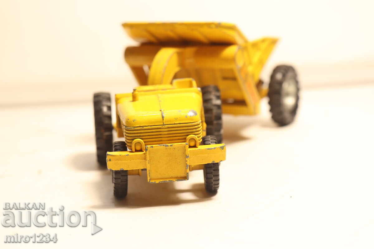 Доставка на MATCHBOX KING SIZE КОЛИЧКА САМОСВАЛ КАМИОН МОДЕЛ Доставка на MATCHBOX KING SIZE КОЛИЧКА САМОСВАЛ КАМИОН МОДЕЛ