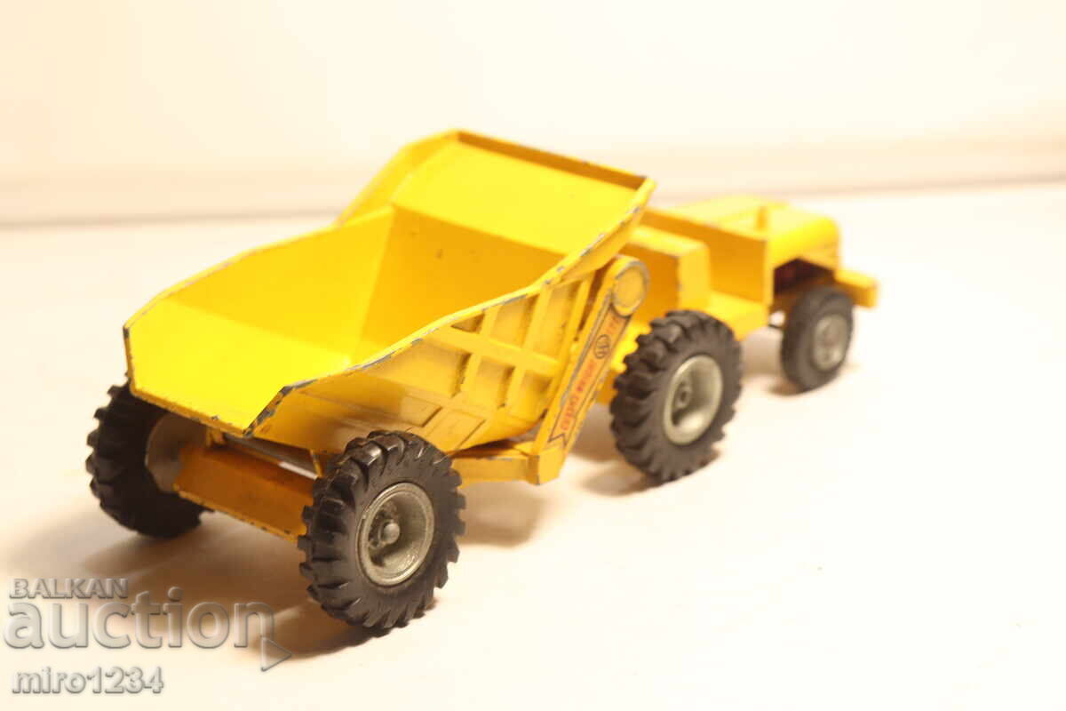 MATCHBOX KING SIZE КОЛИЧКА САМОСВАЛ КАМИОН МОДЕЛ - 6 MATCHBOX KING SIZE КОЛИЧКА САМОСВАЛ КАМИОН МОДЕЛ - 6