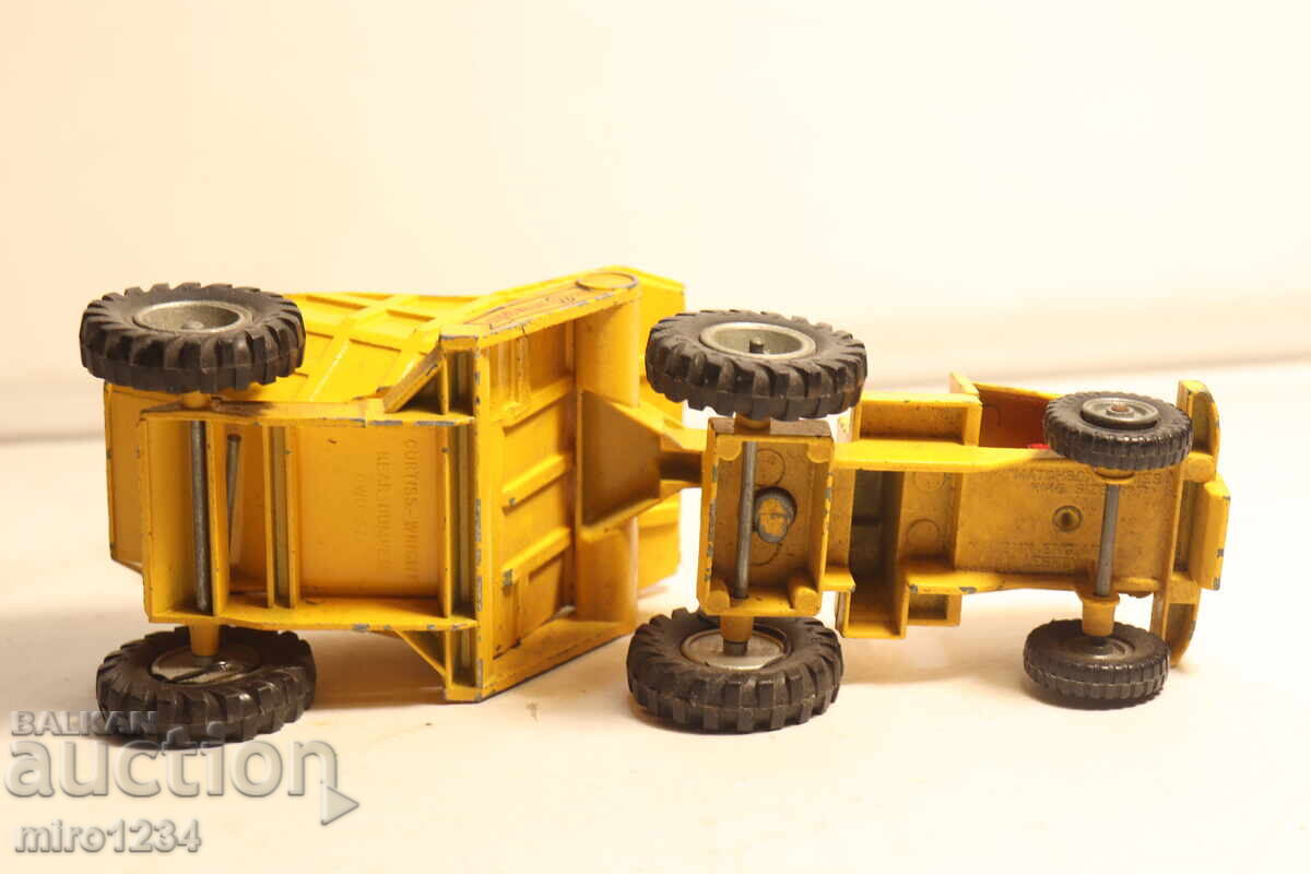 MATCHBOX KING SIZE КОЛИЧКА САМОСВАЛ КАМИОН МОДЕЛ - 7 MATCHBOX KING SIZE КОЛИЧКА САМОСВАЛ КАМИОН МОДЕЛ - 7