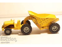 MATCHBOX KING SIZE CAMION BASCULANT MODEL