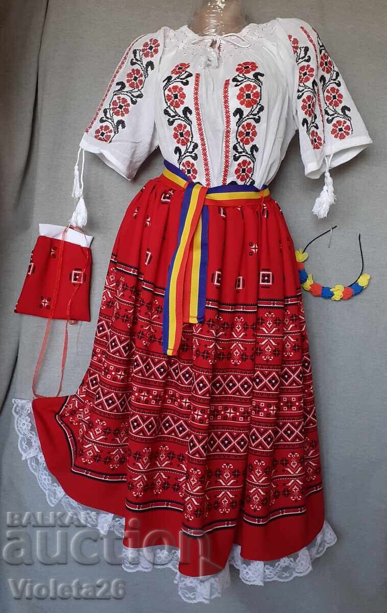 Народна носия за възрастни, размери L, XL и 2XL, 295 леи