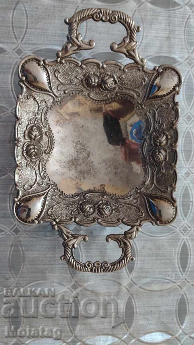 Licitație Fructieră metalică, mică Licitație Fructieră metalică, mică