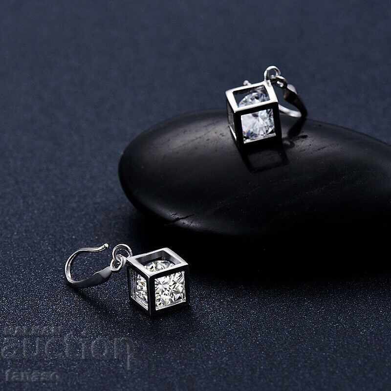 Auction Topaz earrings, cubes Auction Topaz earrings, cubes