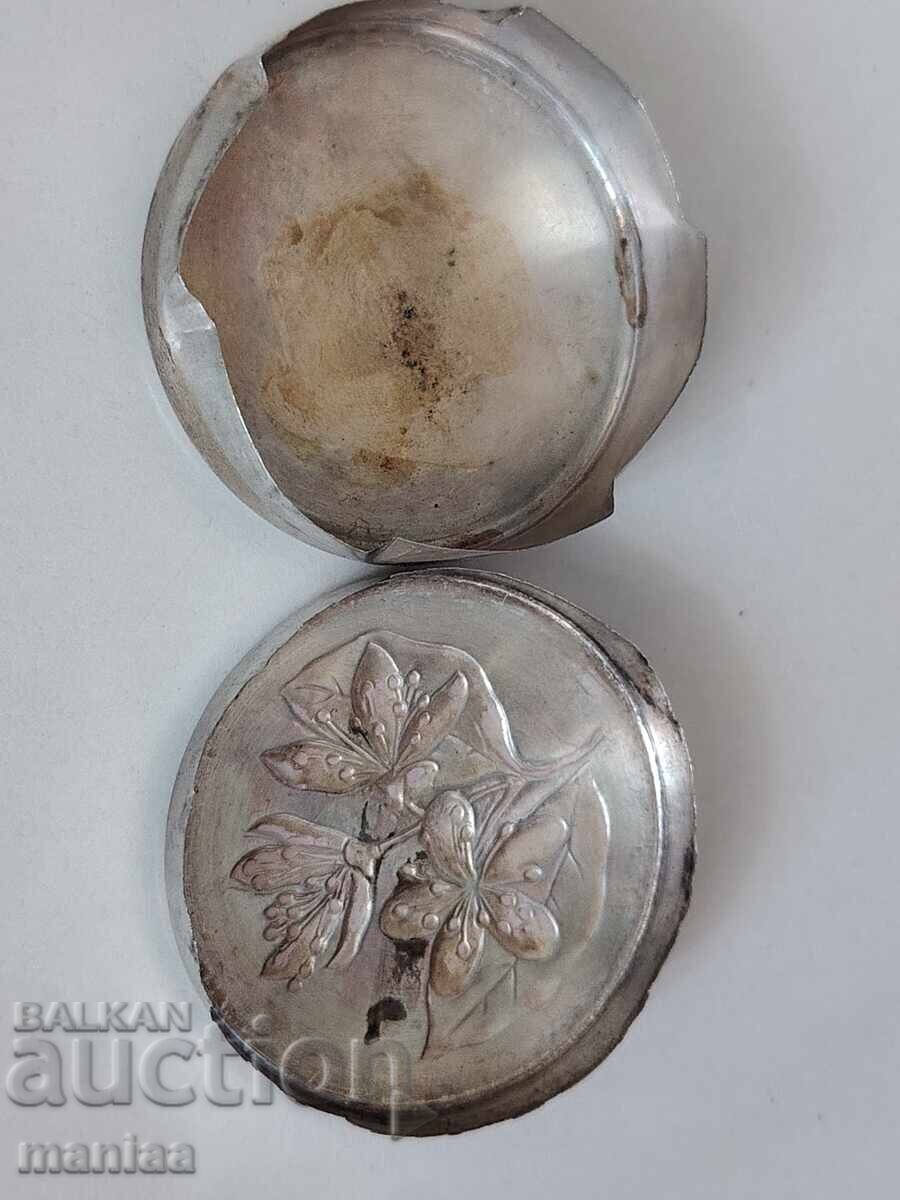 Cutiuță de argint cu preț € 50.00 | 97.79 BGN