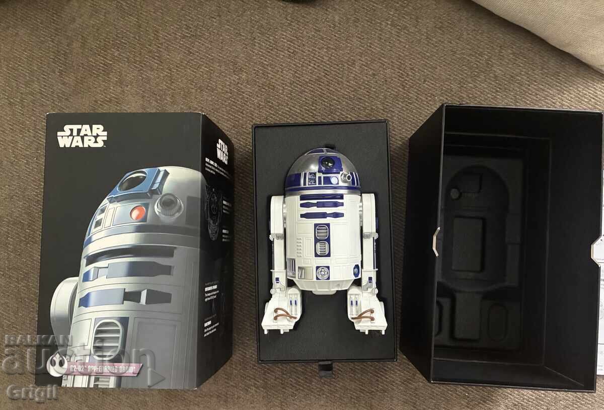 Star Wars R2-D2 interactive robot by Sphero