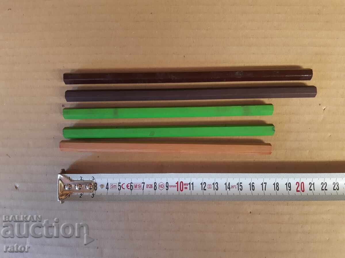 Creioane vechi, 5 bucăți, nefolosite