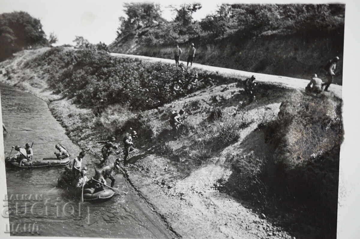 WWII Στρατιωτική φωτογραφία αξιωματικοί στολή ποταμόπλοια όπλα με τιμή € 3.35 | 6.55 BGN