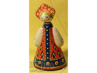 Стара руска играчка.